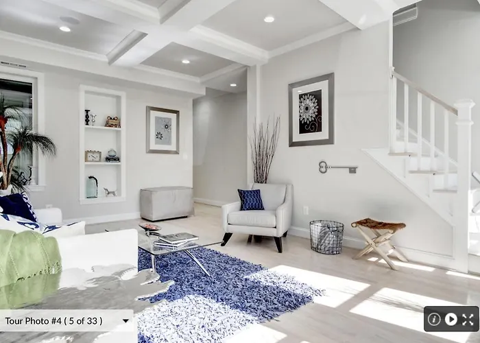 Spacious & Bright Home In Bloomingdale/ Truxton Dc